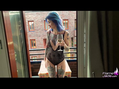 ❤️ Ragazza tremenda chì succhia cù una bocca è cazzo appassionatamente sottu à u celu apertu ️❌ Porno à co.yespornpics-com.ru ❤