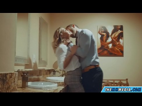 ❤️ Quandu una bionda tettona ti seduce in un bagnu publicu ️❌ Porno à co.yespornpics-com.ru ❤